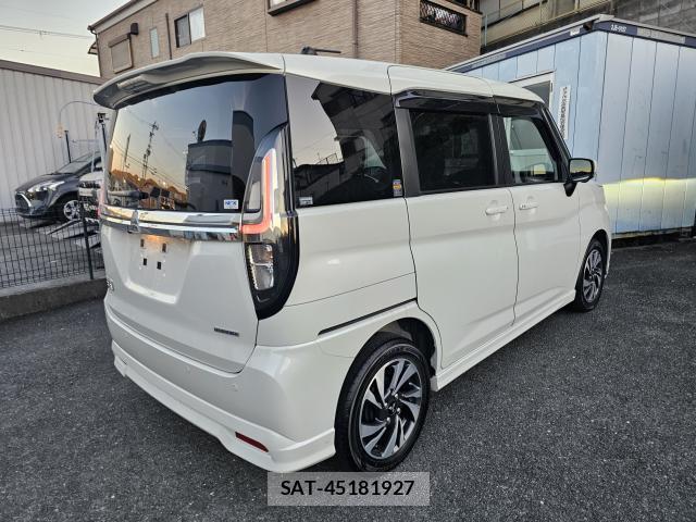 Mitsubishi DELICA 2022-09 8652051-1