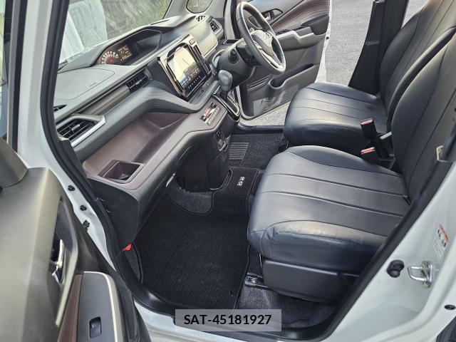 Mitsubishi DELICA 2022-09 8652051-3