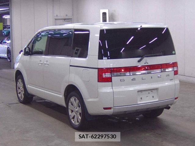Mitsubishi DELICA 2017-07 8647208-1