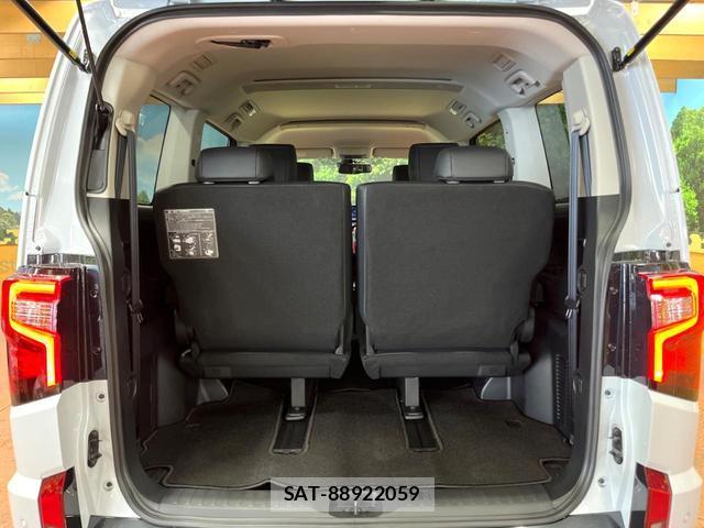 Mitsubishi DELICA 2026-02 8647328-10