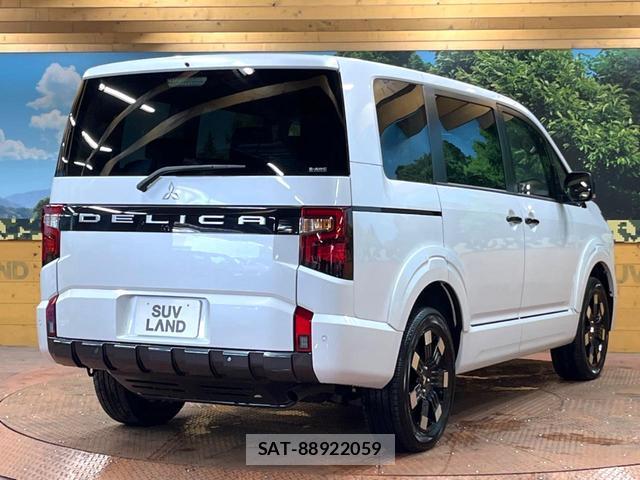 Mitsubishi DELICA 2026-02 8647328-17