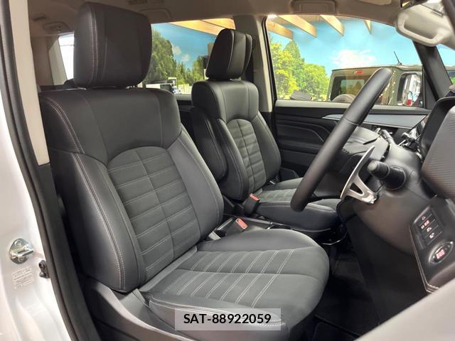 Mitsubishi DELICA 2026-02 8647328-7