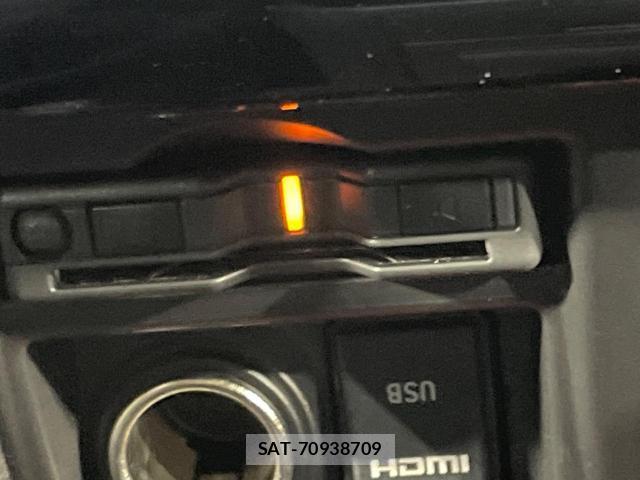 Mitsubishi DELICA 2025-06 8648275-8