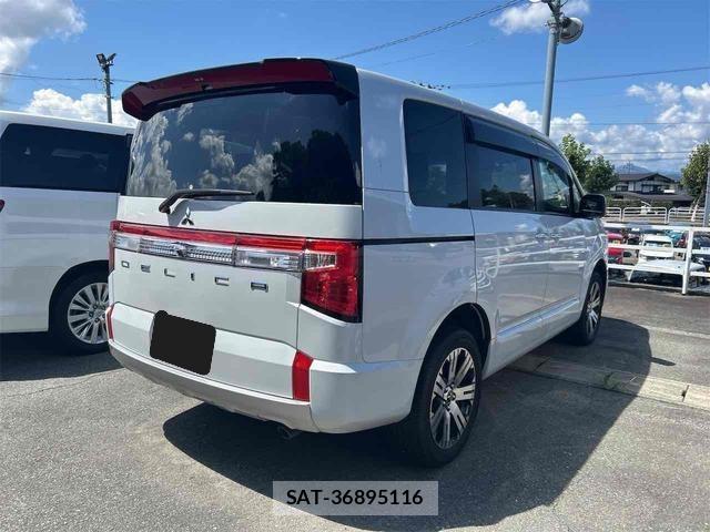 Mitsubishi DELICA 2023-07 8649494-1