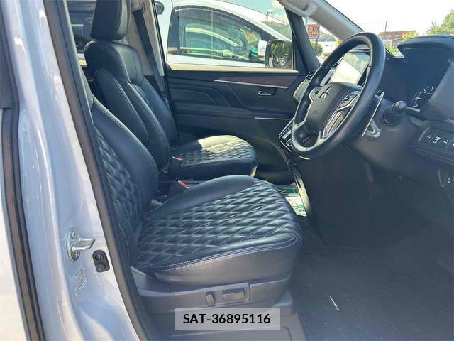 Mitsubishi DELICA 2023-07 8649494-3