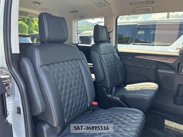 Mitsubishi DELICA 2023-07 8649494-4