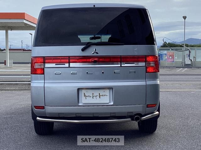 Mitsubishi DELICA 2013-12 8650182-11