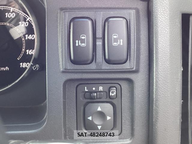 Mitsubishi DELICA 2013-12 8650182-2