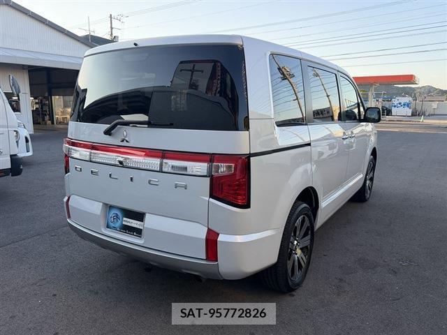 Mitsubishi DELICA 2024-10 8650896-1