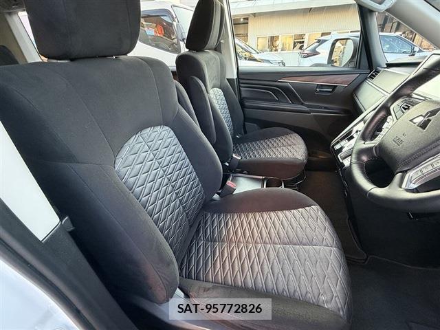Mitsubishi DELICA 2024-10 8650896-18
