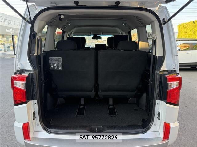 Mitsubishi DELICA 2024-10 8650896-9
