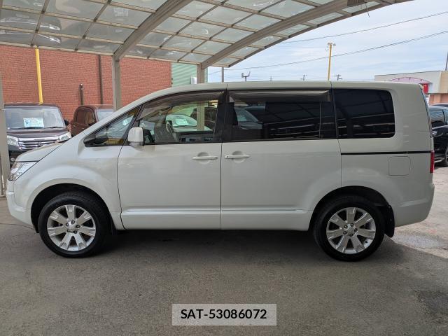 Mitsubishi DELICA 2016-01 8650934-11