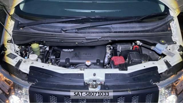 Mitsubishi DELICA 2014-09 8651333-7
