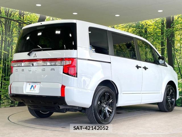 Mitsubishi DELICA 2025-09 8651561-17