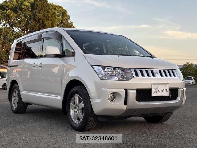 Mitsubishi DELICA 2016-05 8652876-1