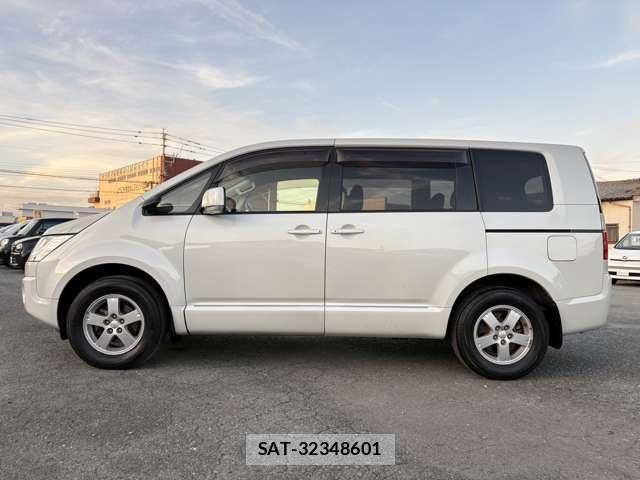 Mitsubishi DELICA 2016-05 8652876-4