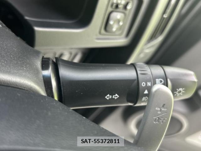 Mitsubishi DELICA 2017-07 8653568-16