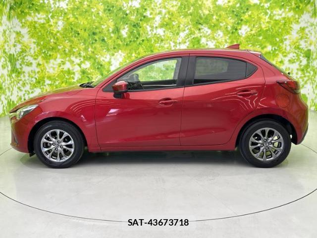 Mazda DEMIO 2017-05 8647772-1