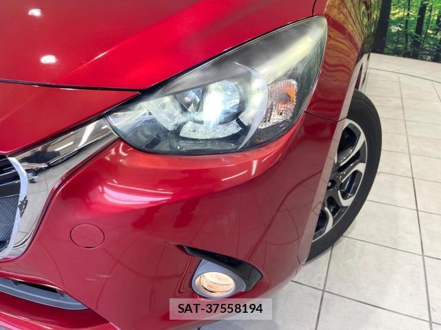 Mazda DEMIO 2015-06 8647877-11