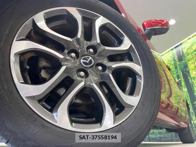 Mazda DEMIO 2015-06 8647877-12