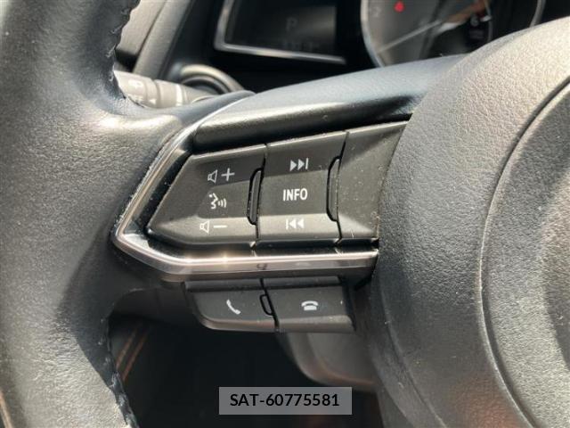 Mazda DEMIO 2018-07 8648439-12