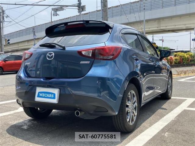 Mazda DEMIO 2018-07 8648439-2