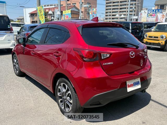 Mazda DEMIO 2018-10 8649748-3