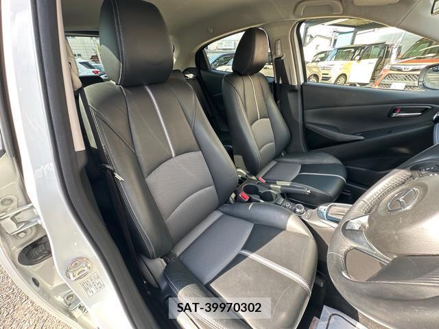 Mazda DEMIO 2016-01 8649776-10