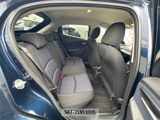 Mazda DEMIO 2016-08 8649790-11