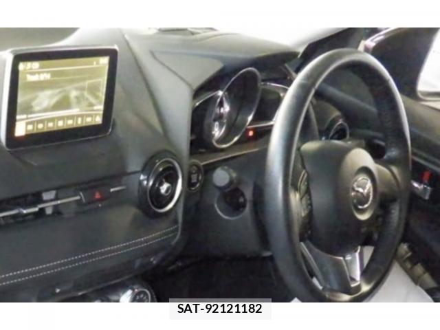 Mazda DEMIO 2016-07 8650658-2