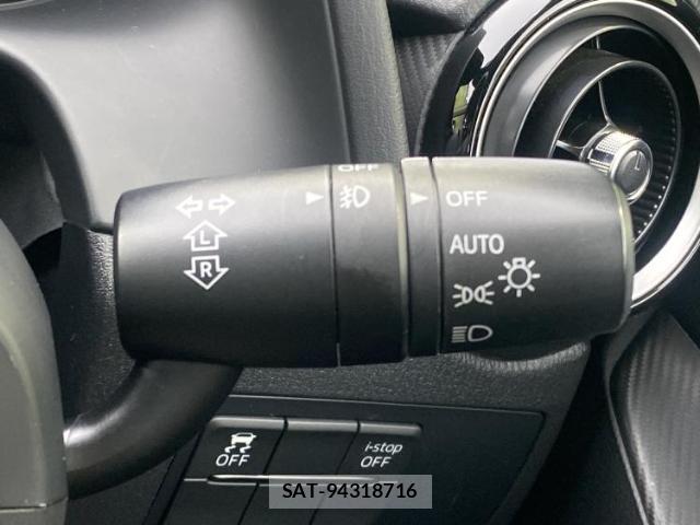 Mazda DEMIO 2015-01 8650806-16