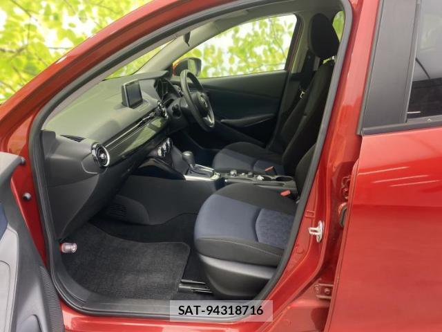 Mazda DEMIO 2015-01 8650806-5