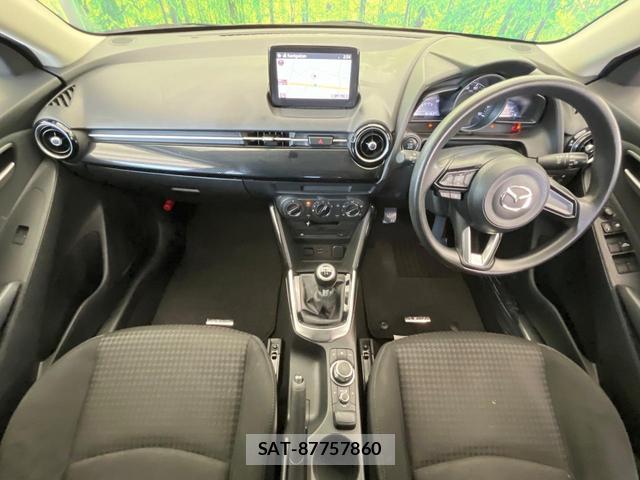Mazda DEMIO 2017-12 8650945-2
