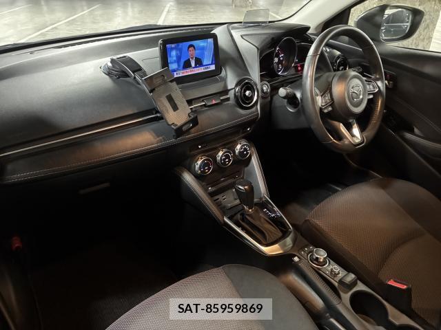 Mazda DEMIO 2017-09 8652805-10