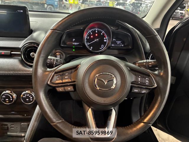 Mazda DEMIO 2017-09 8652805-12