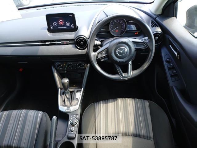 Mazda DEMIO 2017-08 8653359-2