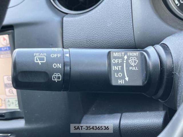 Mazda DEMIO 2013-06 8653609-15