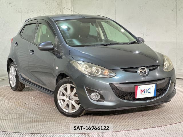 Mazda DEMIO 2012-08 8653921-11