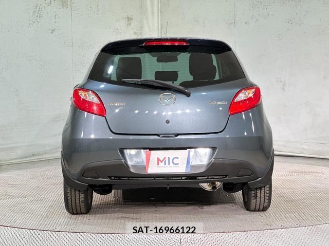 Mazda DEMIO 2012-08 8653921-14