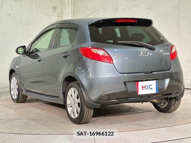 Mazda DEMIO 2012-08 8653921-15