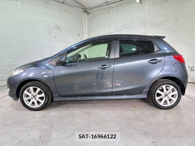 Mazda DEMIO 2012-08 8653921-16