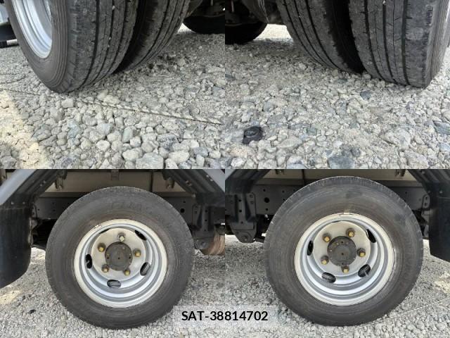 Hino DUTRO 2018-07 8647902-11