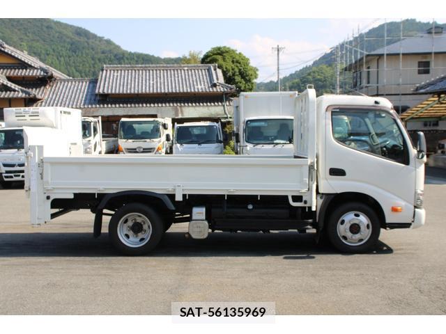 Hino DUTRO 2016-07 8649720-11