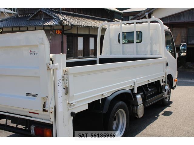 Hino DUTRO 2016-07 8649720-15