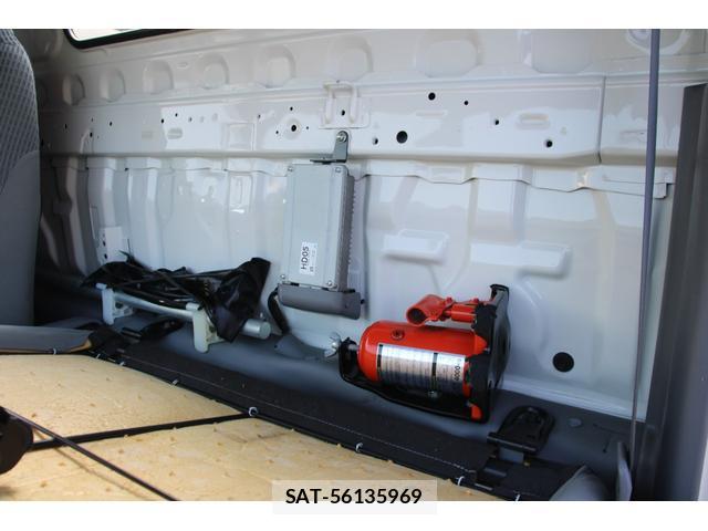 Hino DUTRO 2016-07 8649720-19