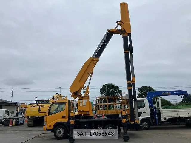 Hino DUTRO 2010 8651607-17