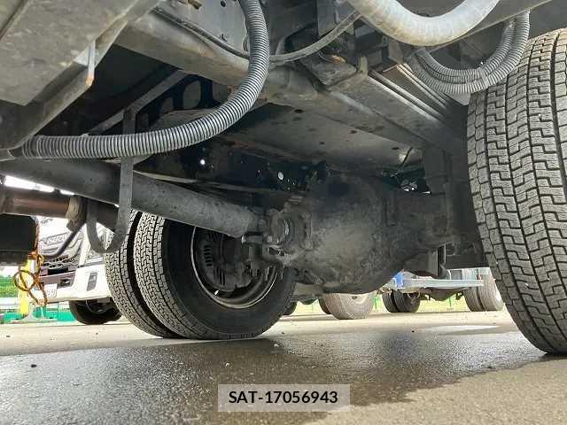 Hino DUTRO 2010 8651607-19