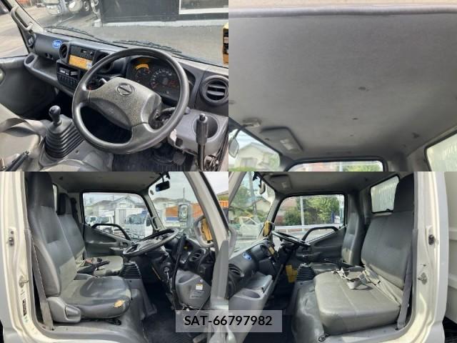 Hino DUTRO 2011-12 8652868-16