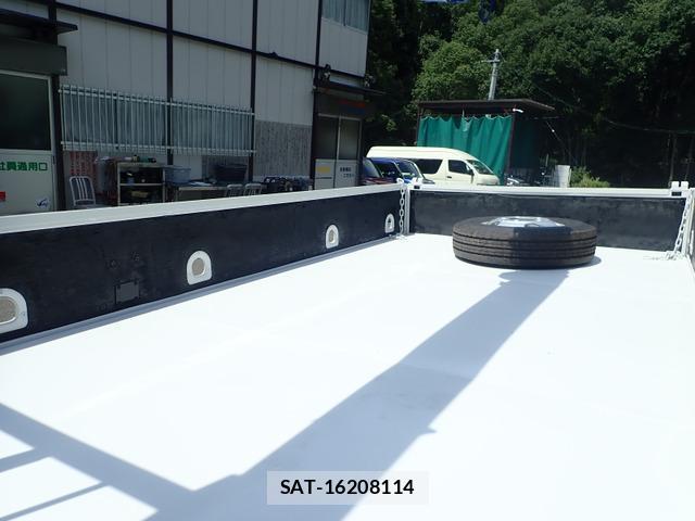 Hino DUTRO 2010-09 8653317-6