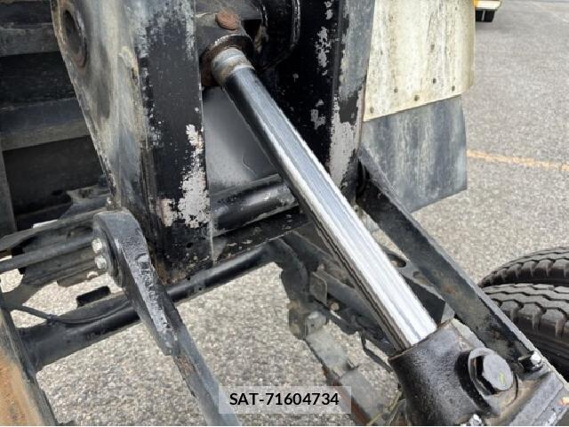 Toyota DYNA TRUCK 2016 8647332-17